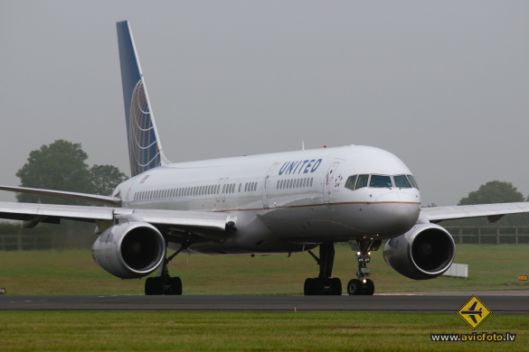 Boeing 757-224
