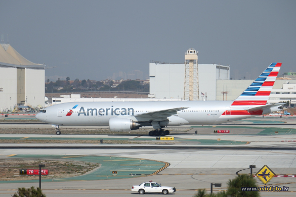 Boeing 777-223/ER