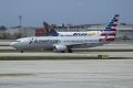 Boeing 737-823