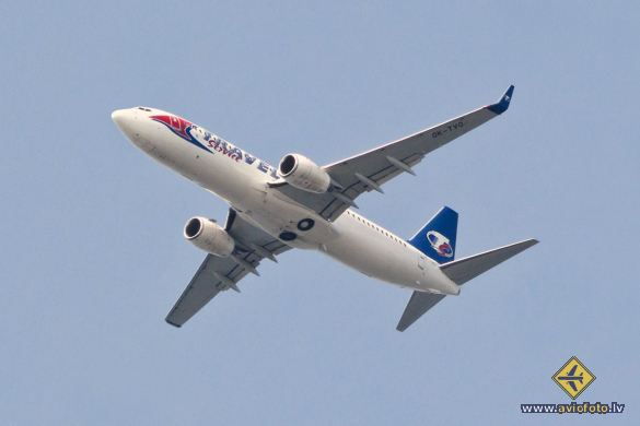 Boeing 737-8CX