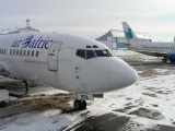 Boeing 737-505