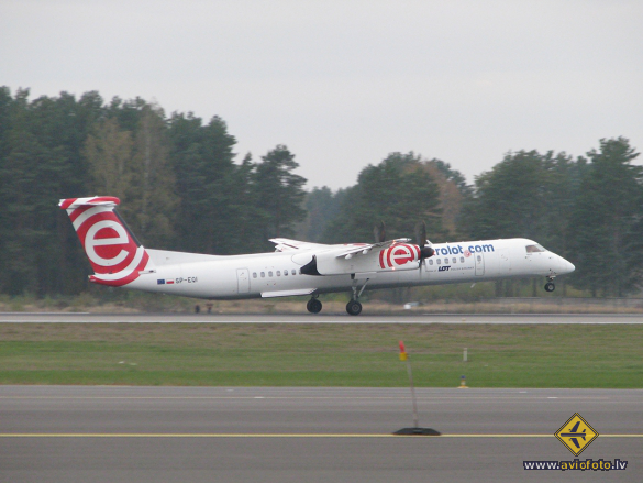 Bombardier DHC-8-402 Q400