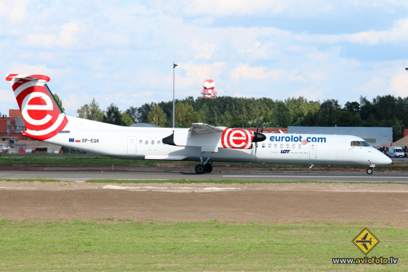 Bombardier DHC-8-402 Q400