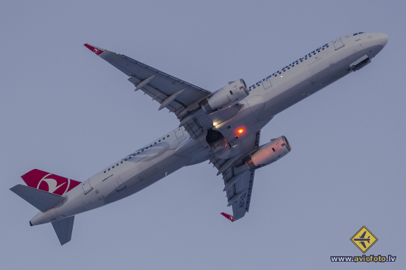 Airbus A321-231