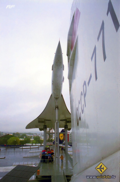Tupolev Tu-144