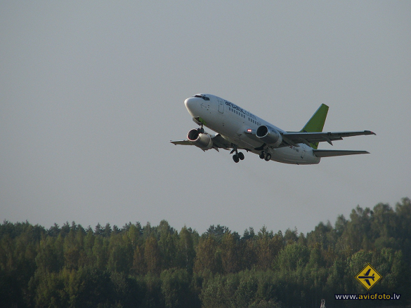 Boeing 737-53S