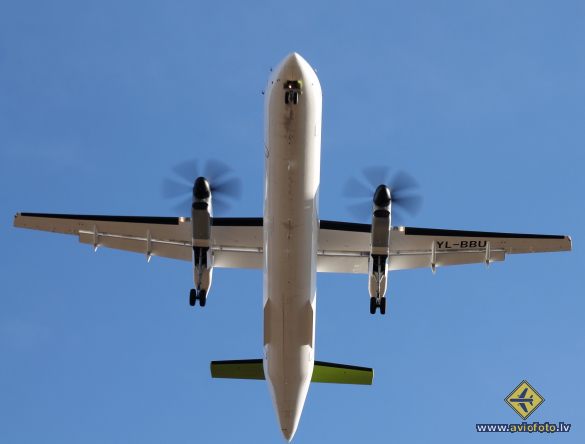 Bombardier DHC-8-402 Q400