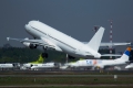 Airbus A320-214