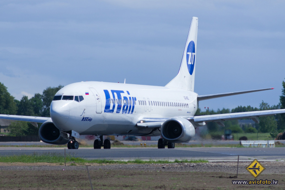 Boeing 737-45S
