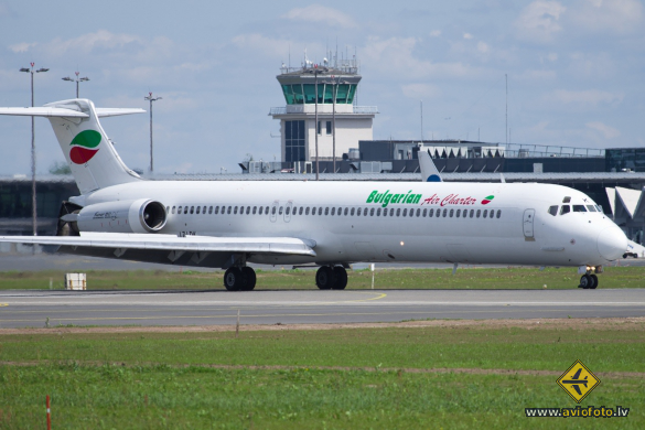 McDonnell Douglas MD-82 (DC-9-82)