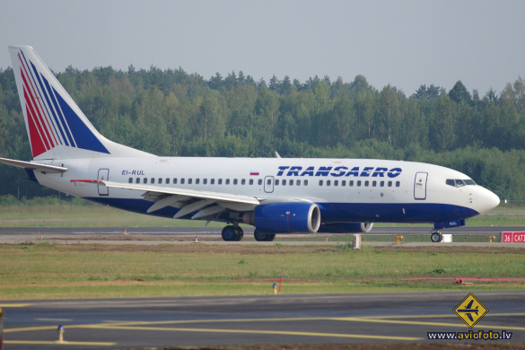 Boeing 737-7K9