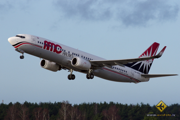 Boeing 737-86N