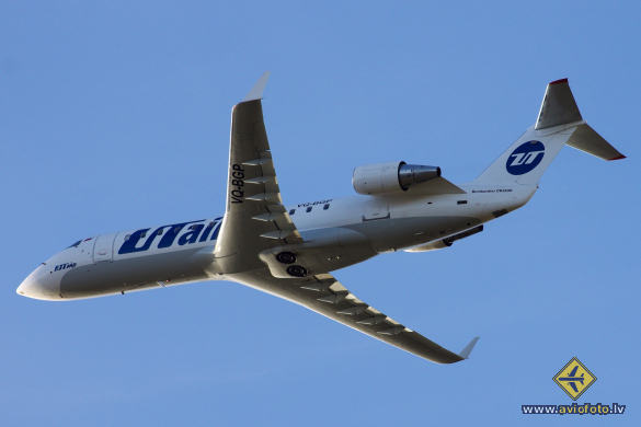 Bombardier CRJ-200LR (CL-600-2B19)