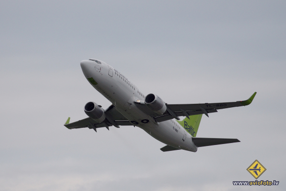Boeing 737-33V