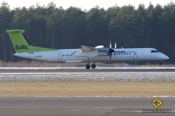 Bombardier DHC-8-402 Q400
