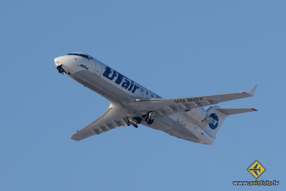 Bombardier CRJ-200LR (CL-600-2B19)
