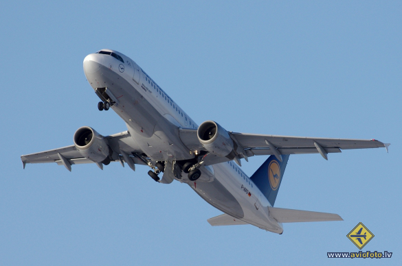 Airbus A320-211