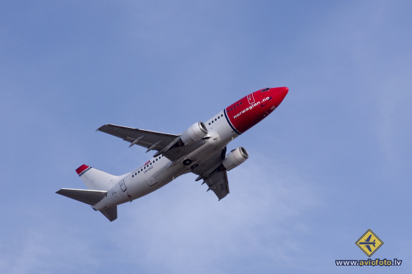 Boeing 737-33V