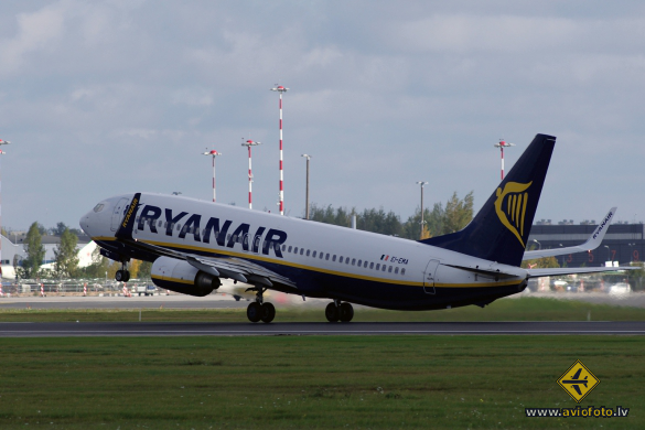Boeing 737-8AS