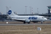 Boeing 737-524