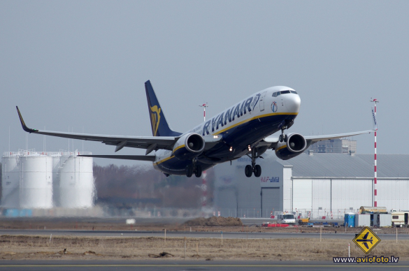 Boeing 737-8AS