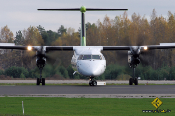 Bombardier DHC-8-402 Q400