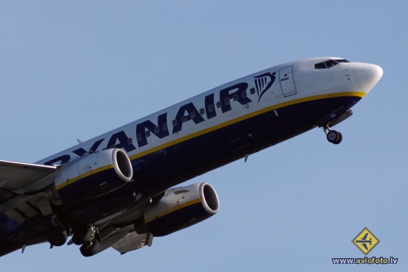 Boeing 737-8AS