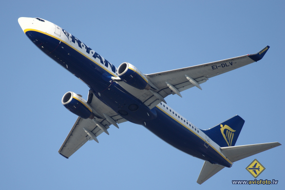 Boeing 737-8AS