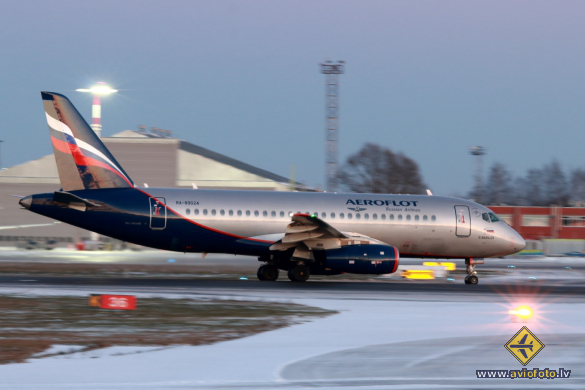 Sukhoi SSJ-100-95B-LR Superjet 100 (RRJ-95B)