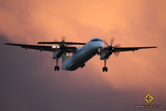 Bombardier DHC-8-402 Q400