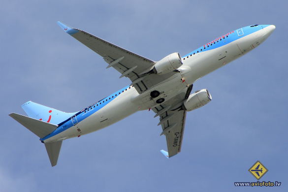 Boeing 737-8K5