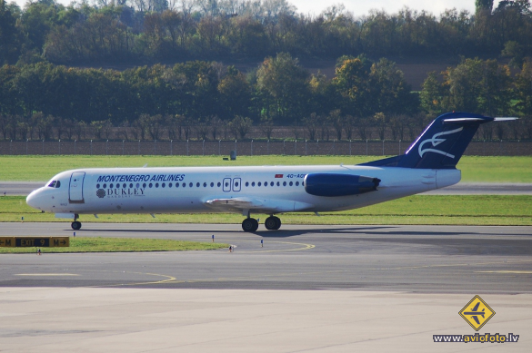 Fokker 100 (F-28-0100)