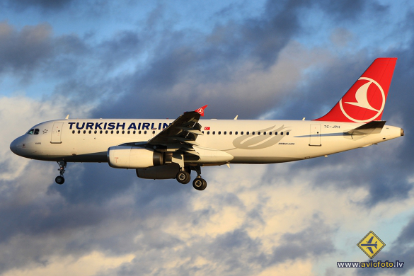 Airbus A320-232