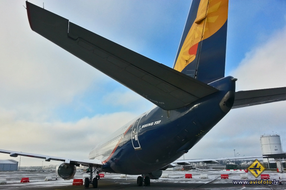 Boeing 737-4Q8