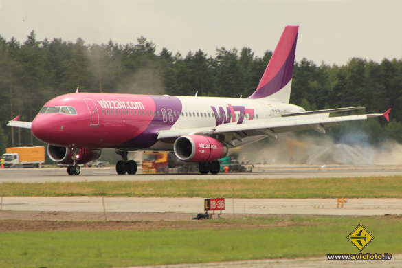 Airbus A320-232