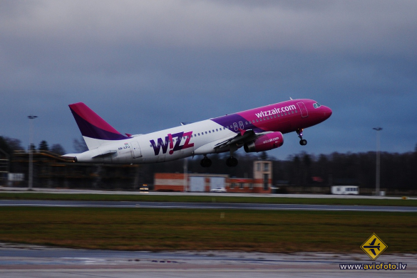 Airbus A320-232