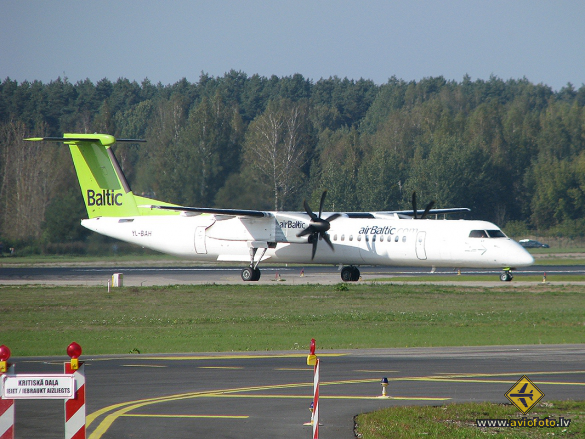 Bombardier DHC-8-402 Q400