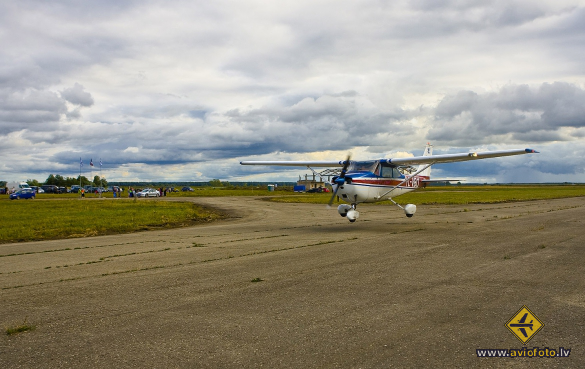 Reims F172K
