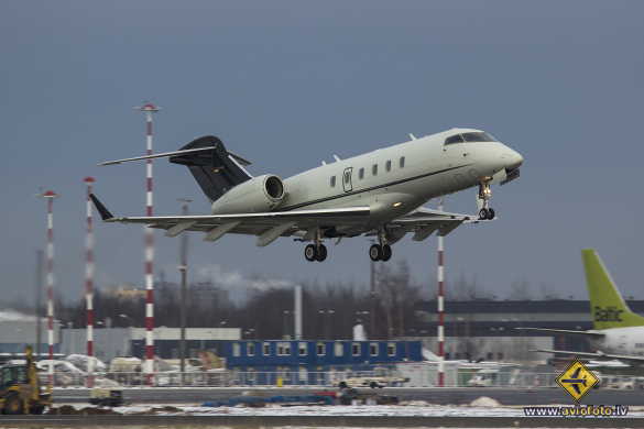 Bombardier Challenger 300 (BD-100-1A10)