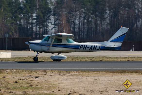 Cessna 150M