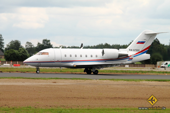 Bombardier Challenger 604 (CL-600-2B16)