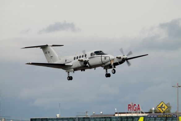 Beech C-12F Huron (Super King Air B200C)