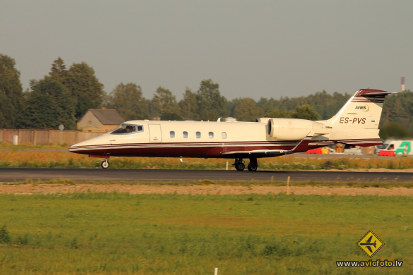 Learjet 60