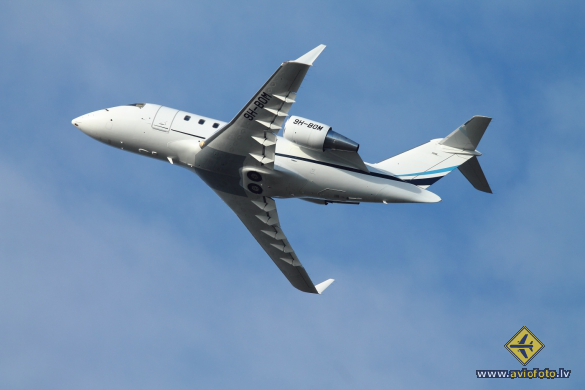 Bombardier Challenger 605 (CL-600-2B16)