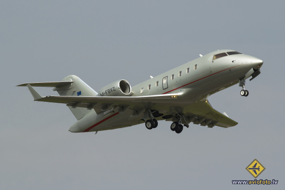 Bombardier Challenger 605 (CL-600-2B16)