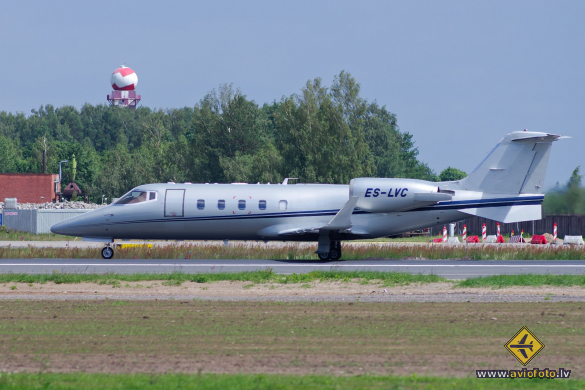 Learjet 60