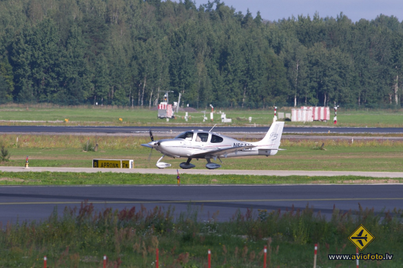Cirrus SR-22 GTS G3
