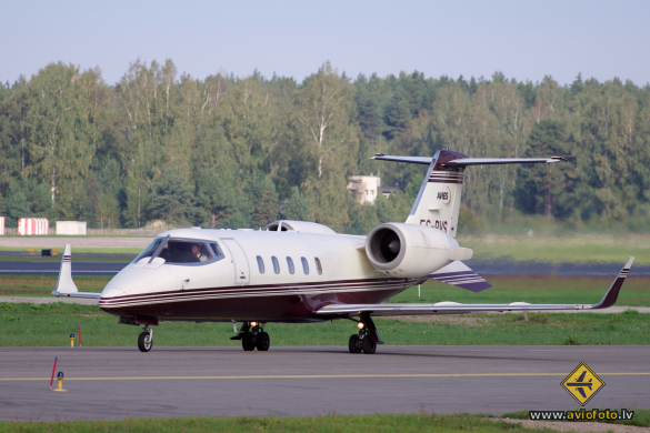 Learjet 60