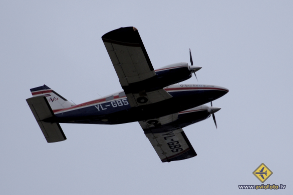 Piper PA-34-220T Seneca