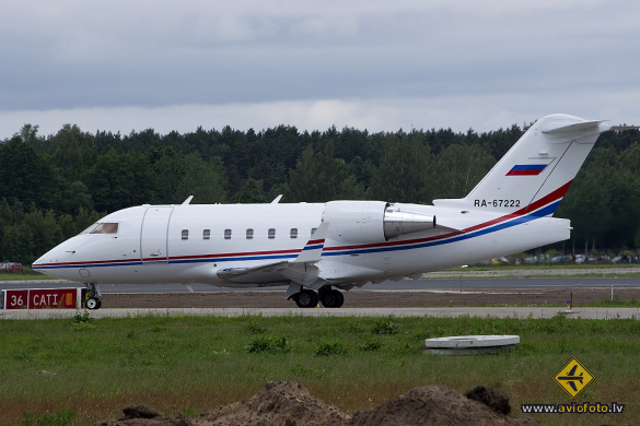 Bombardier Challenger 604 (CL-600-2B16)